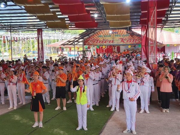 8. bieu dien chung_2.jpg