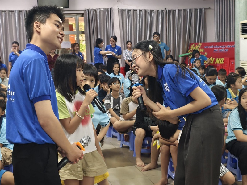 Bạo lực học đường 2_2.jpg