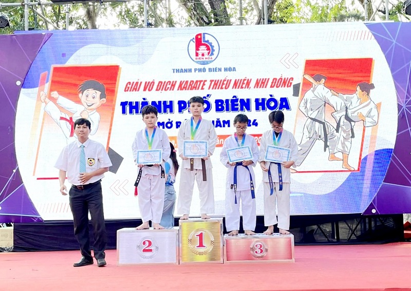 Giải vô địch Karate nhi đồng thành phố mở rộng năm 2024 1_2.jpg
